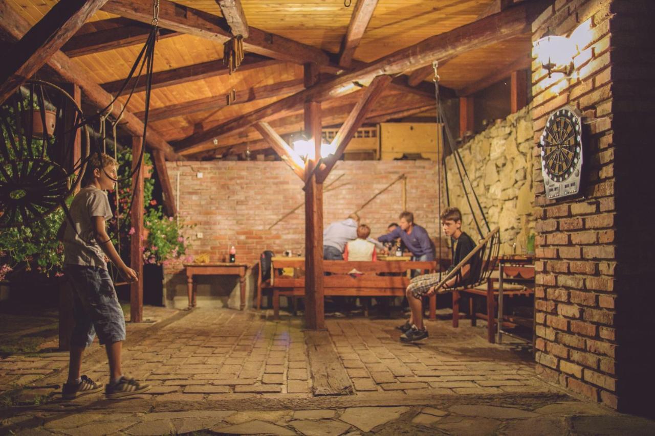 Holiday Resort Svarny Ruzomberok Ngoại thất bức ảnh